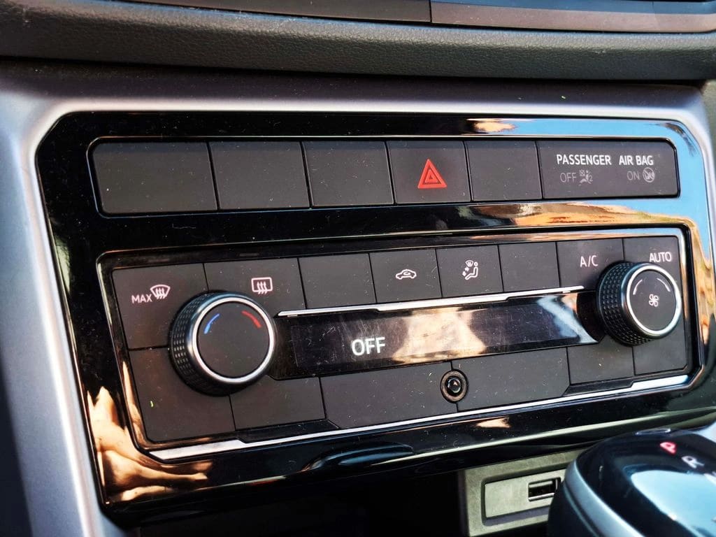 2021 VOLKSWAGEN T-CROSS 1.0 - Miniatura 7