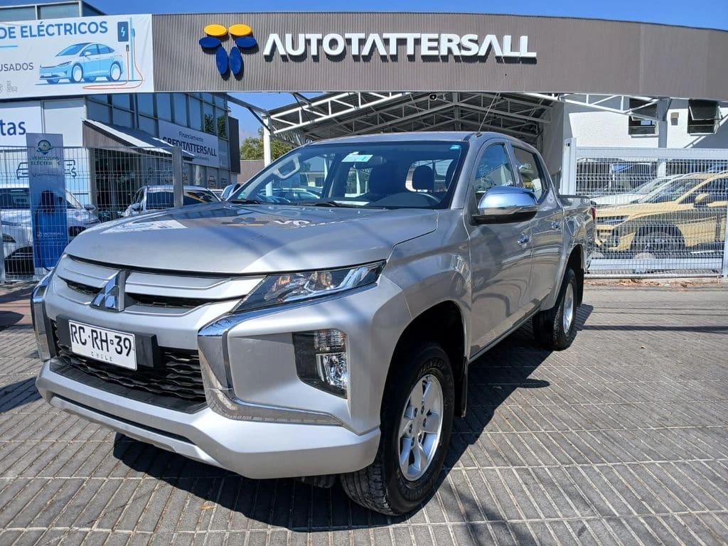 2021 Mitsubishi L200 KATANA - Imagen 1