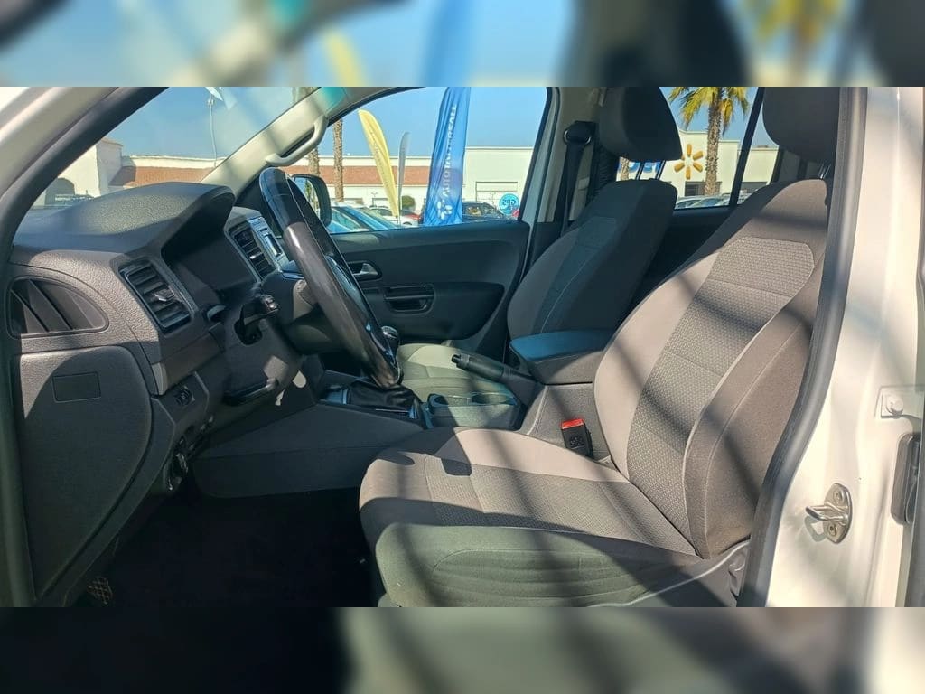2023 Volkswagen Amarok 2.0 - Miniatura 6