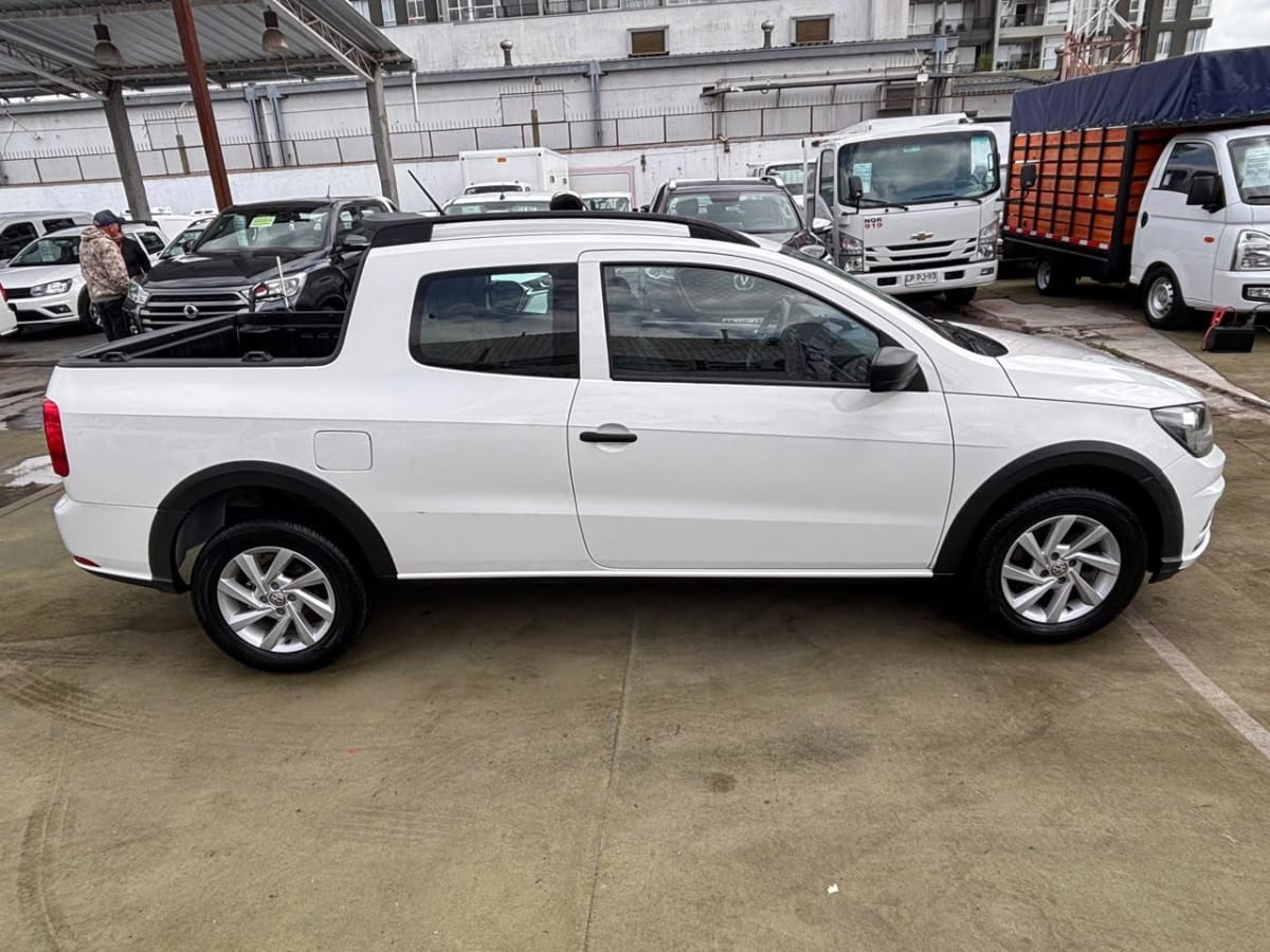 2022 Volkswagen Saveiro Blanco - Miniatura 4