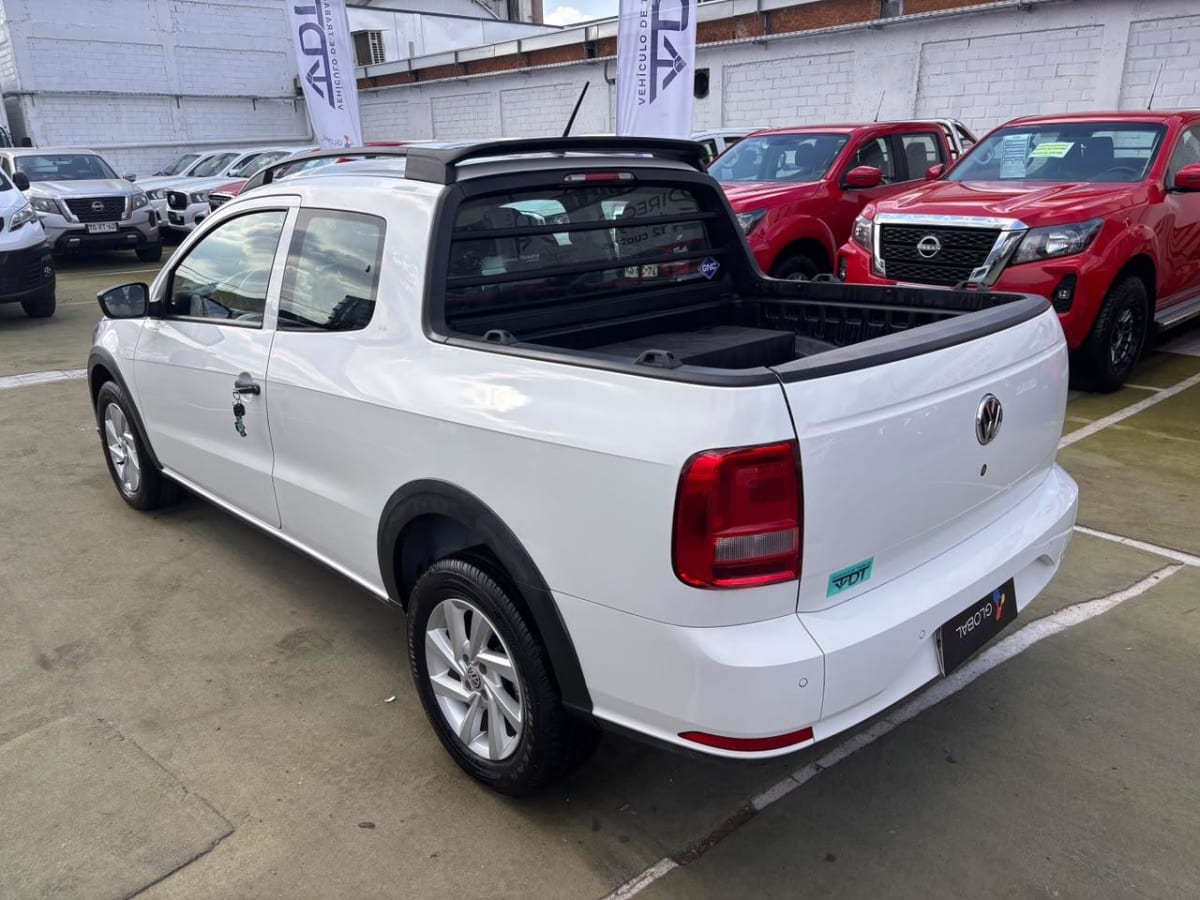 2022 Volkswagen Saveiro Blanco - Miniatura 6