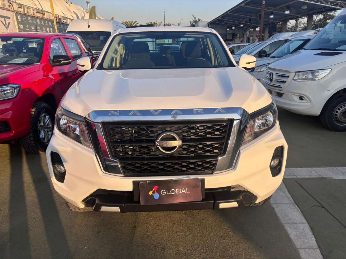 2023 Nissan NAVARA D CAB 2.3 D Blanco - Miniatura 2