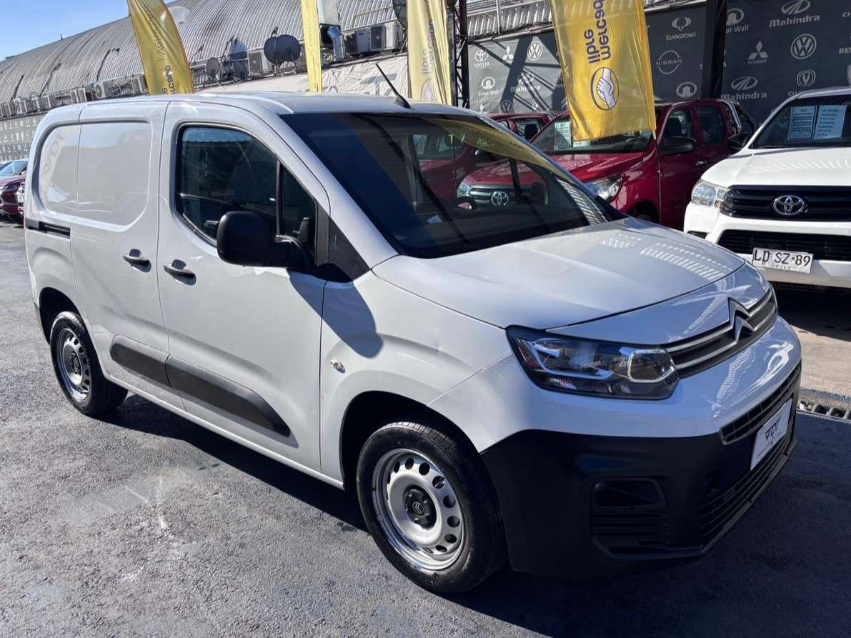 2024 Citroën BERLINGO 1.5 Blanco - Imagen 1