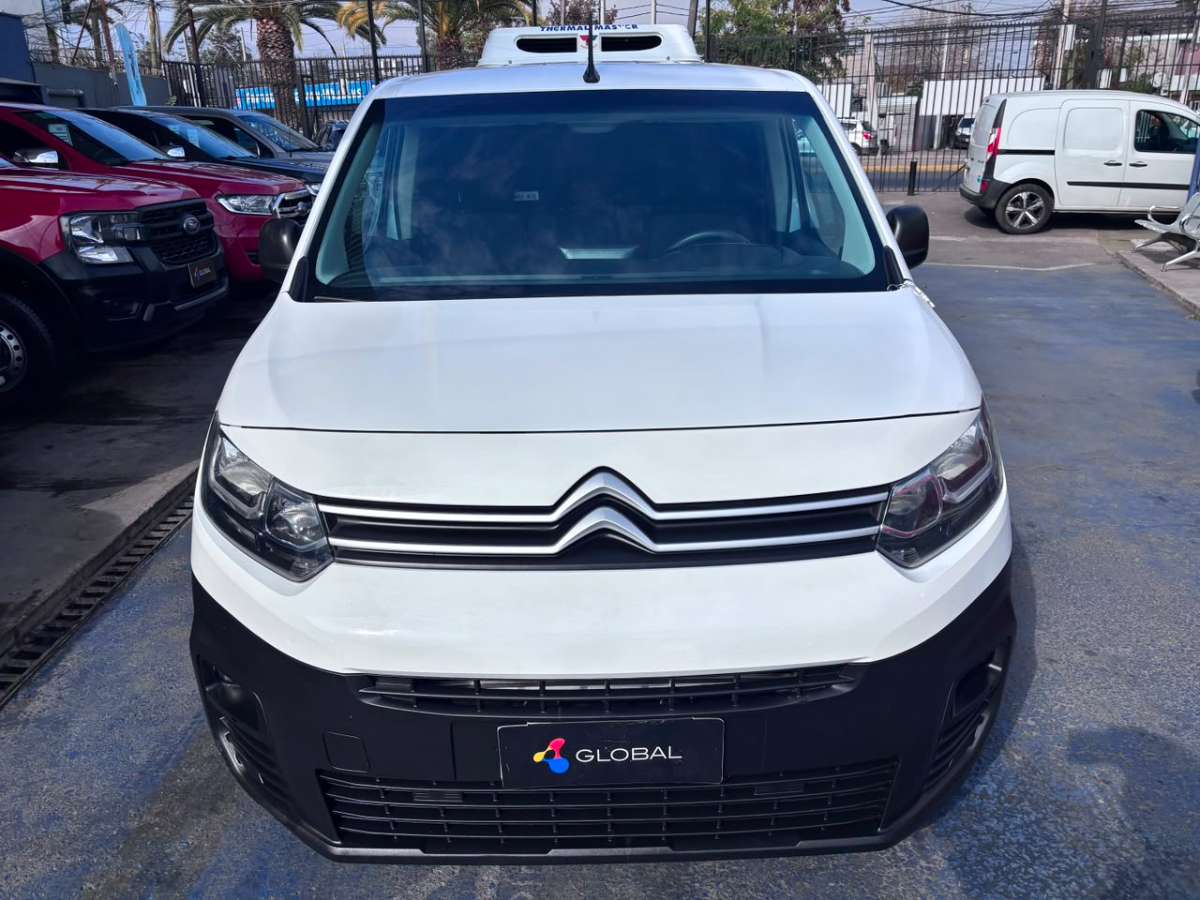 2022 Citroën BERLINGO K9 1.6 Blanco - Miniatura 2