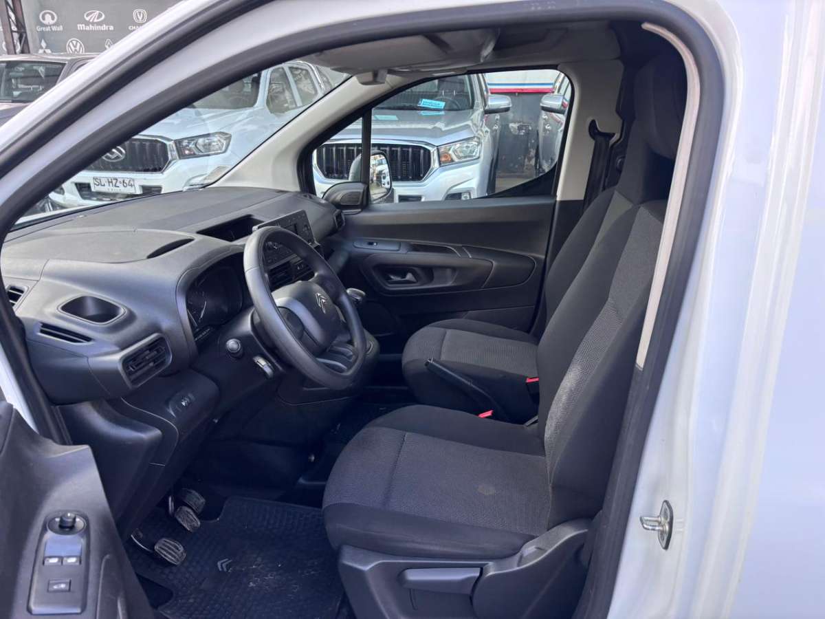 2023 Citroen BERLINGO 1.5 1.5 blanco - Miniatura 9
