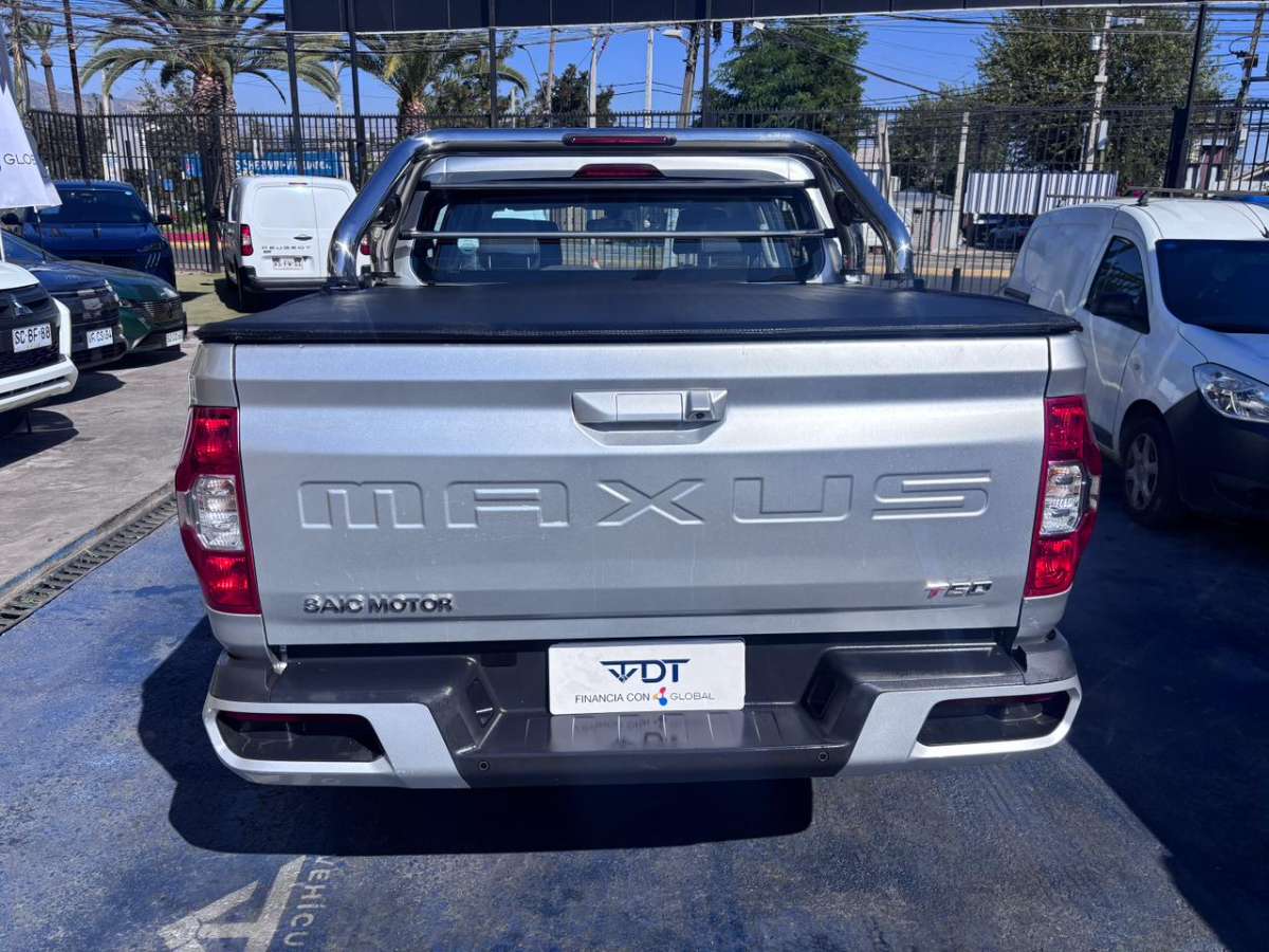 2022 Maxus T60 DCAB 4X4 2.8 Plata - Miniatura 7
