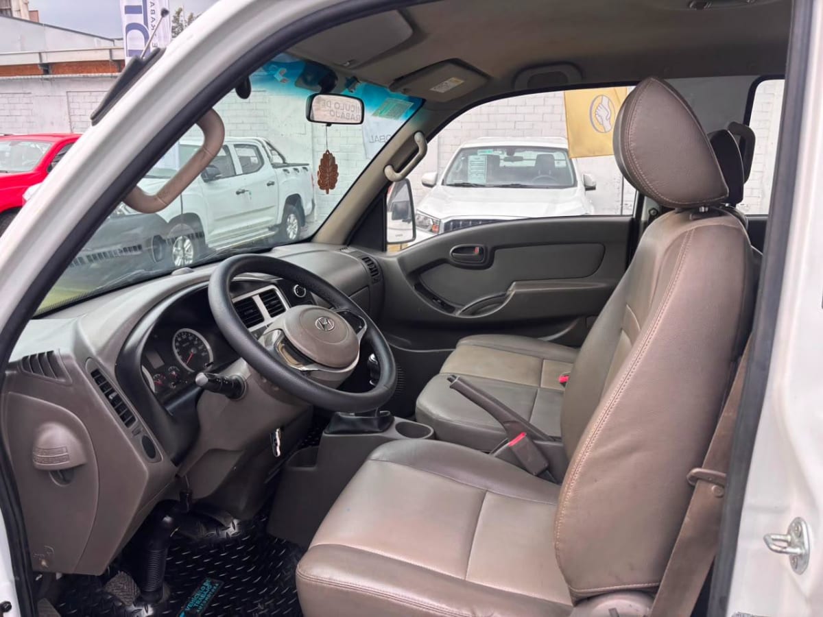 2022 Hyundai Porter Blanco - Miniatura 10