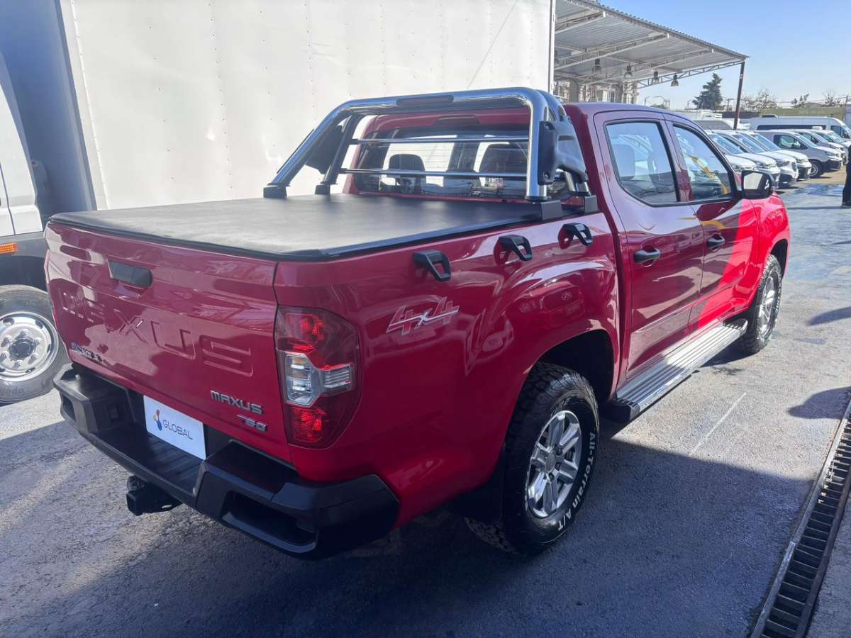 2024 Maxus T60 4WD 2.0 Rojo - Miniatura 8
