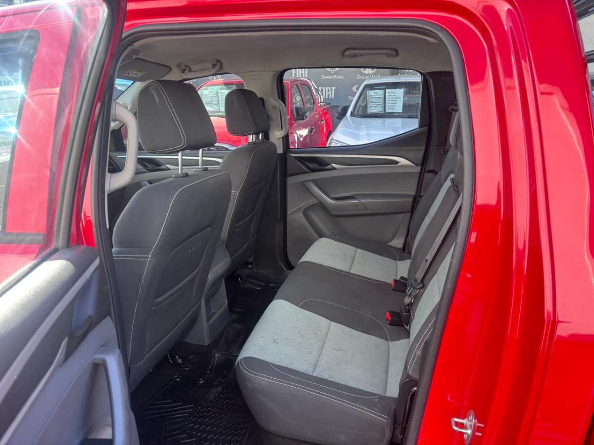 2024 Maxus T60 4WD 2.0 Rojo - Miniatura 9