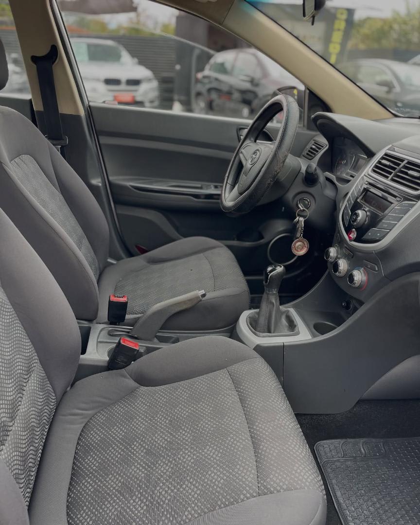2018 JAC J4 Comfort Plata - Miniatura 10