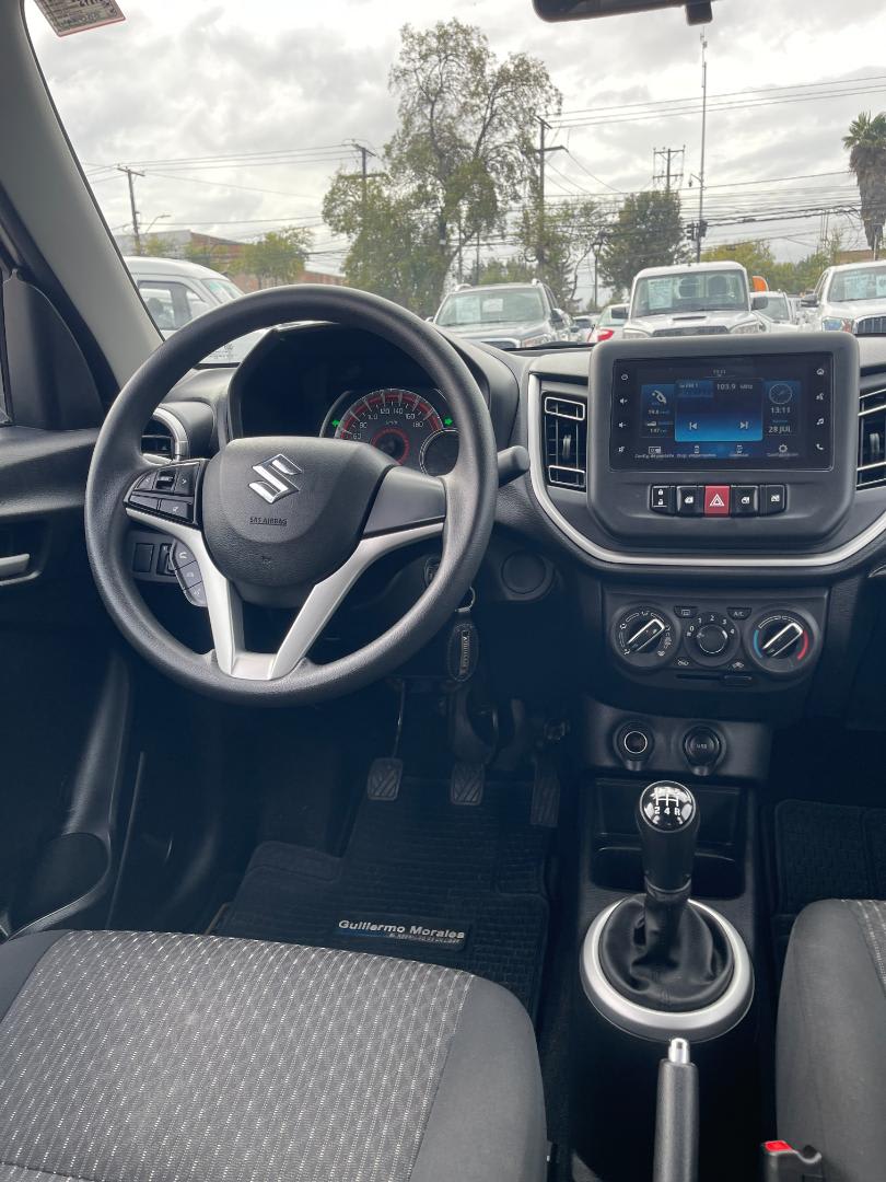 2024 Suzuki CELERIO GLX Blanco - Miniatura 5