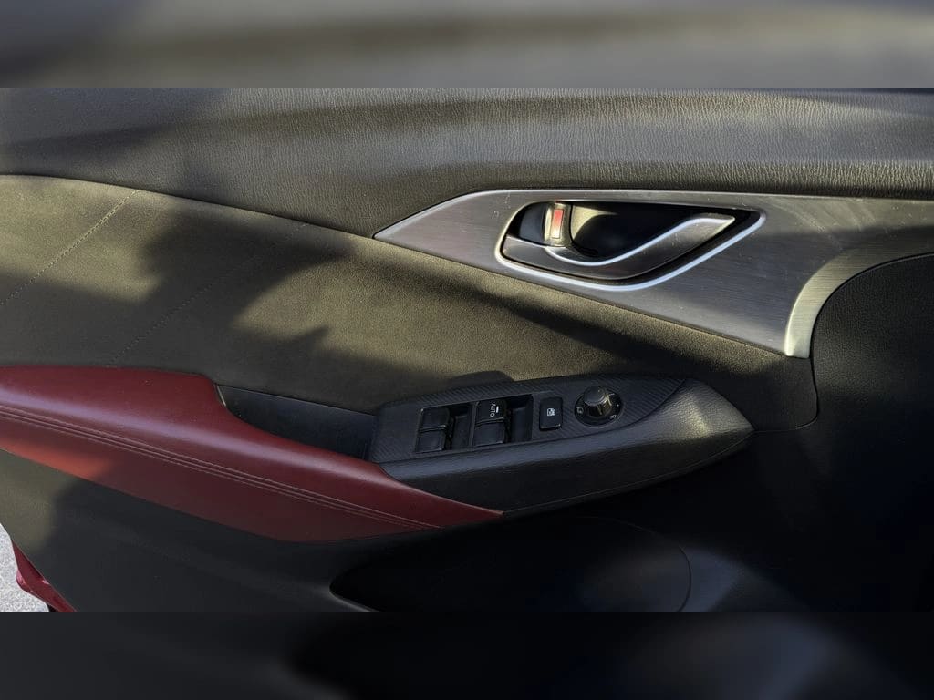 2017 Mazda 3 SPORT GT - Miniatura 4