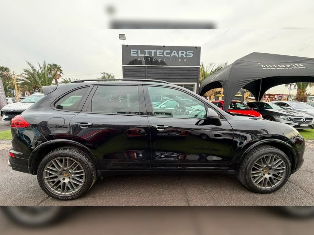 2018 PORSCHE CAYENNE E2 - Miniatura 6