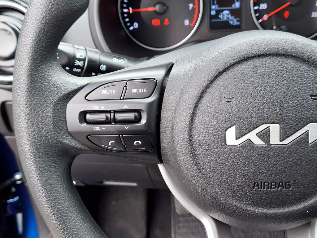 2025 Kia SOLUTO 1.4 - Miniatura 4
