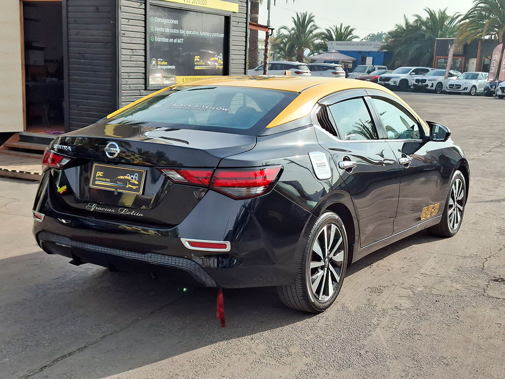 2021 Nissan SENTRA 2.0 - Miniatura 5