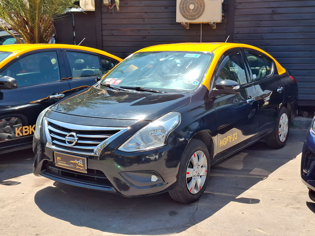 2019 Nissan VERSA 1.6 - Imagen 1
