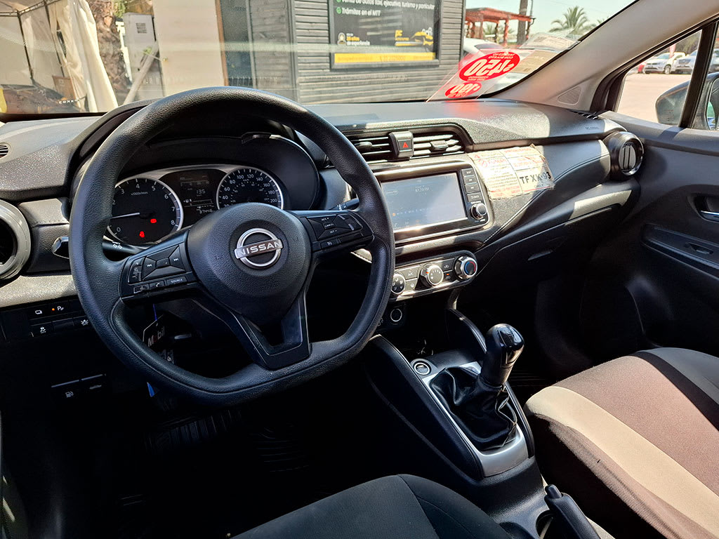 2024 Nissan VERSA 1.6 - Miniatura 3