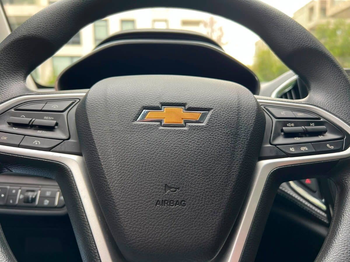 2024 Chevrolet CAPTIVA PREMIER Gris - Miniatura 2