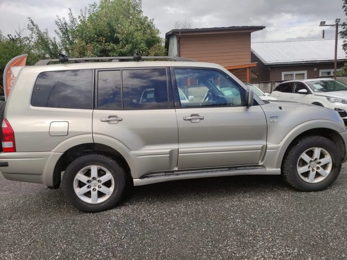 2005 Mitsubishi MONTERO 3.8 - Miniatura 7