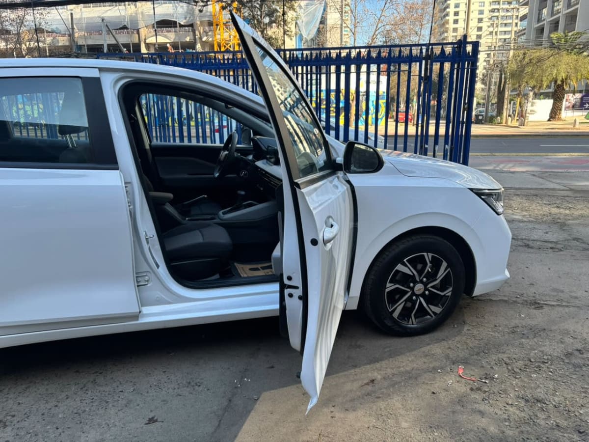 2026 Chevrolet SAIL NB - Miniatura 9