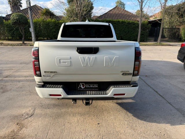2026 GWM POER ELITE 2.0 4X4 MT6 DIESEL Blanco - Miniatura 6