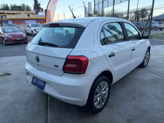 2022 Volkswagen GOL TRENDLINE 1,6 GOL Blanco - Miniatura 6