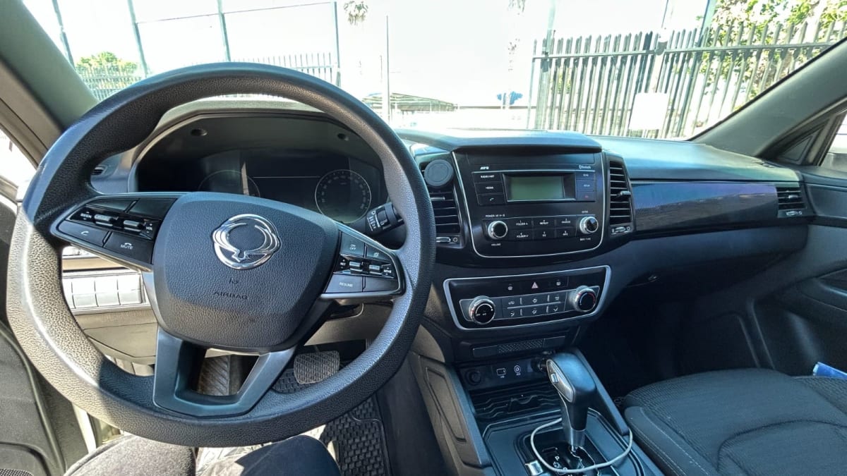 2021 SsangYong GRAND MUSSO 2,2 AUT GRAND Blanco - Miniatura 9
