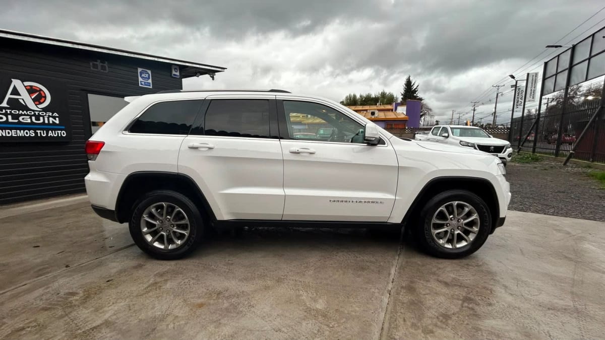 2015 Jeep GRAND CHEROKEE LAREDO 3,6 4X4 AUT Blanco - Miniatura 3