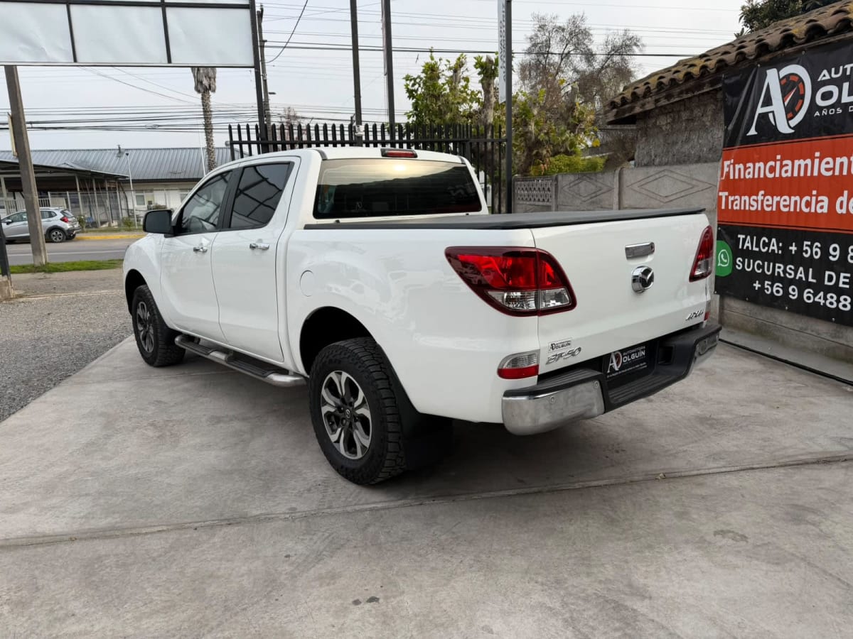 2018 Mazda BT-50 DCAB SDX 4X4 3,2 AUT Blanco - Miniatura 5