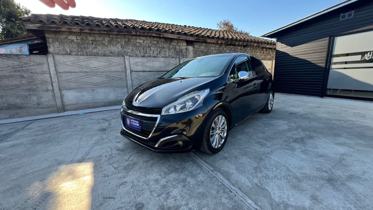2017 Peugeot 208 ALLURE Negro - Miniatura 2