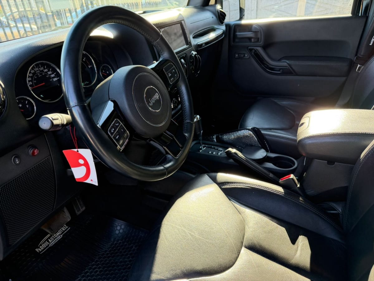 2016 Jeep Wrangler Unlimited Sahara 2.8 Diésel 4x4 Automático WRANGLER Negro - Miniatura 9