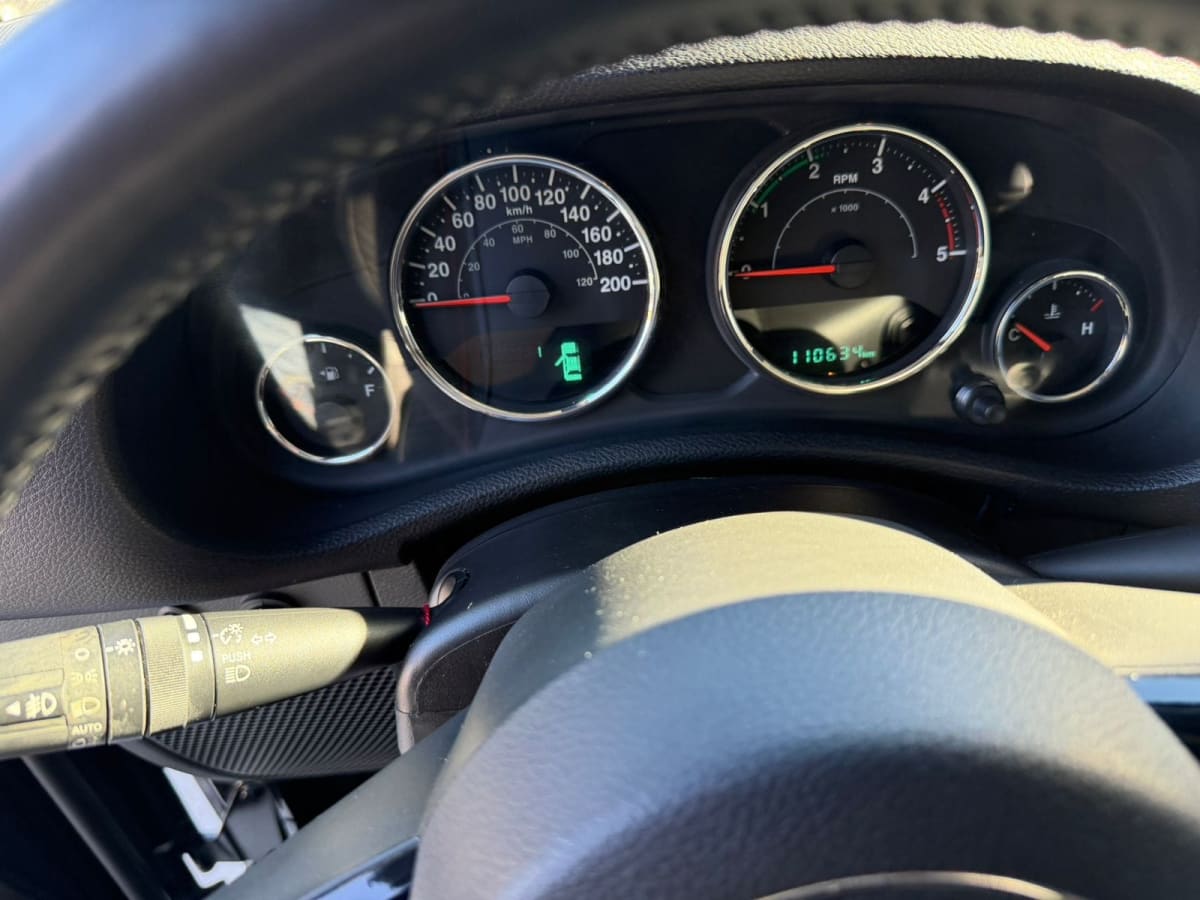 2016 Jeep Wrangler Unlimited Sahara 2.8 Diésel 4x4 Automático WRANGLER Negro - Miniatura 10