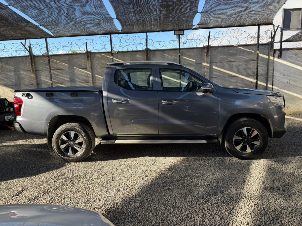 2022 Changan HUNTER LUXURY 1.9 MT Gris - Miniatura 8