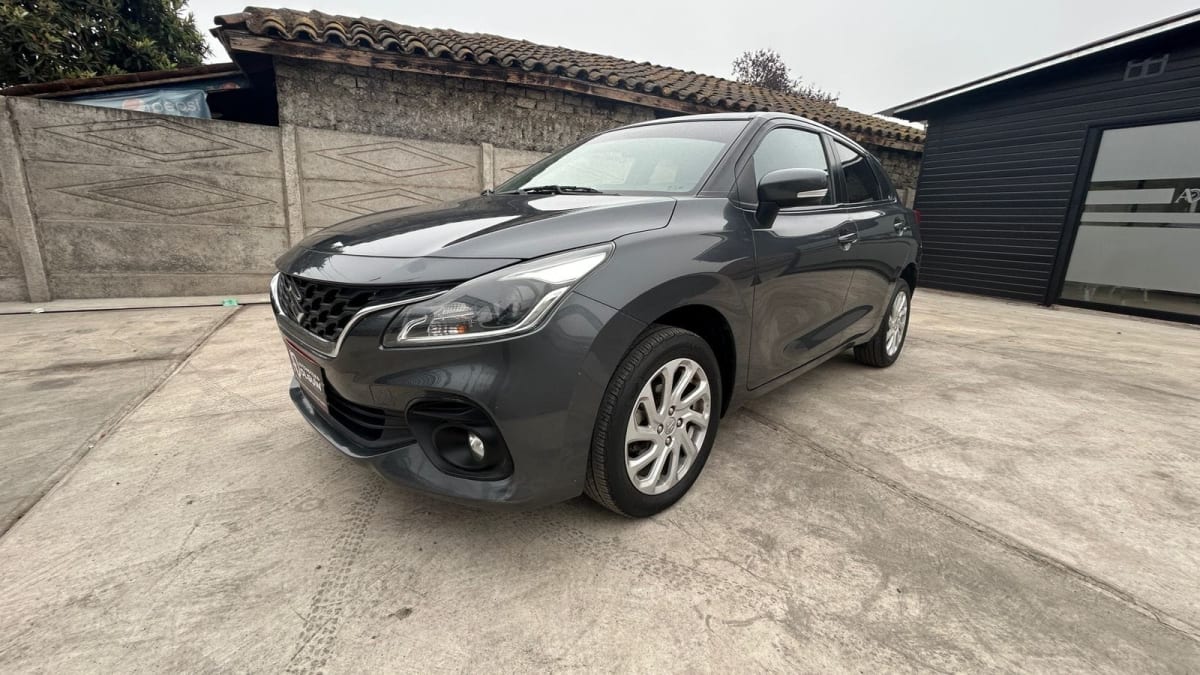 2023 Suzuki BALENO 1.5 GLS 4X2 MT Gris - Miniatura 3