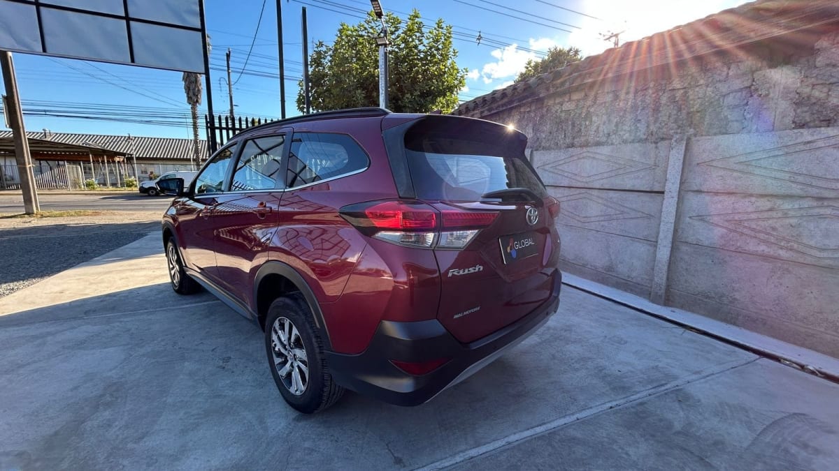 2021 Toyota RUSH XLI 1,5 MT Rojo - Miniatura 5