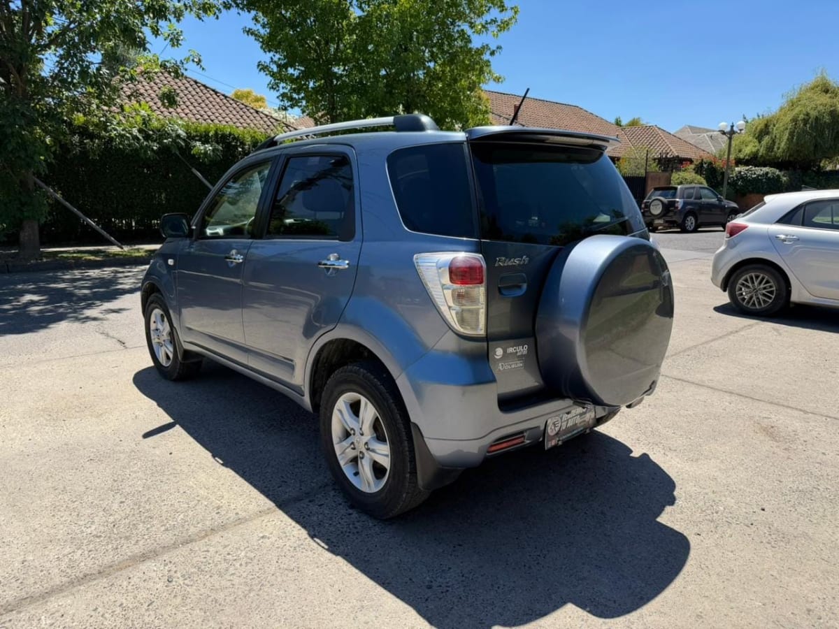 2019 Toyota RUSH 1.5 Gris - Miniatura 5