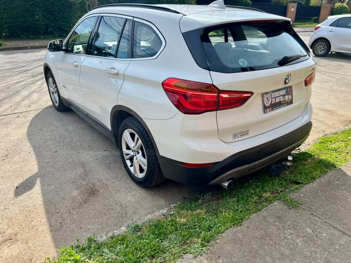 2016 BMW X1 2.0 Blanco - Miniatura 4