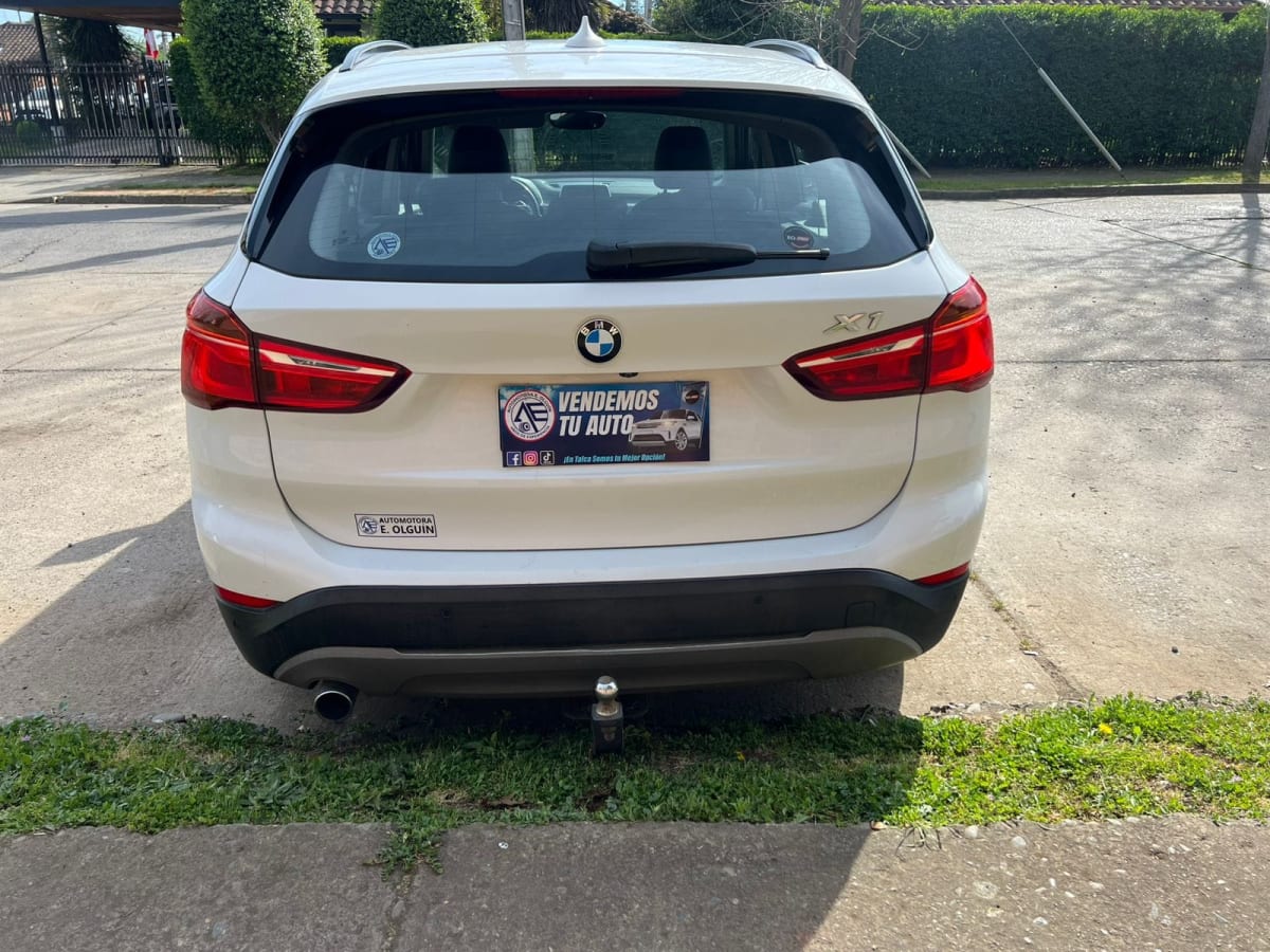 2016 BMW X1 2.0 Blanco - Miniatura 5