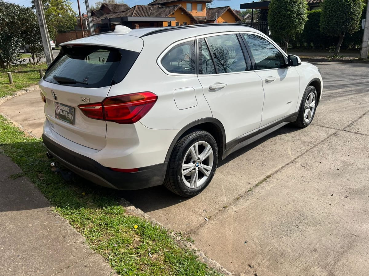 2016 BMW X1 2.0 Blanco - Miniatura 6