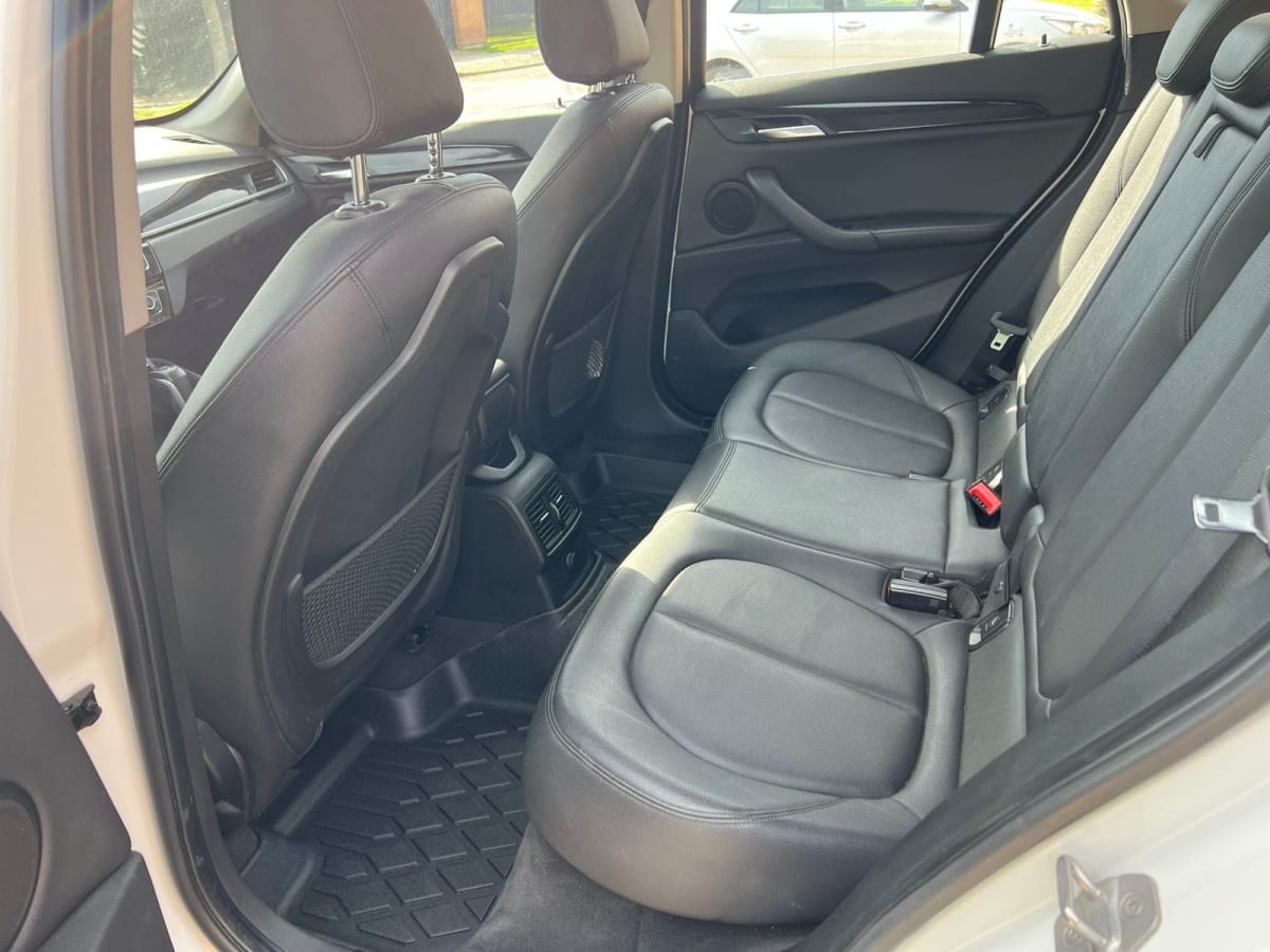 2016 BMW X1 2.0 Blanco - Miniatura 7