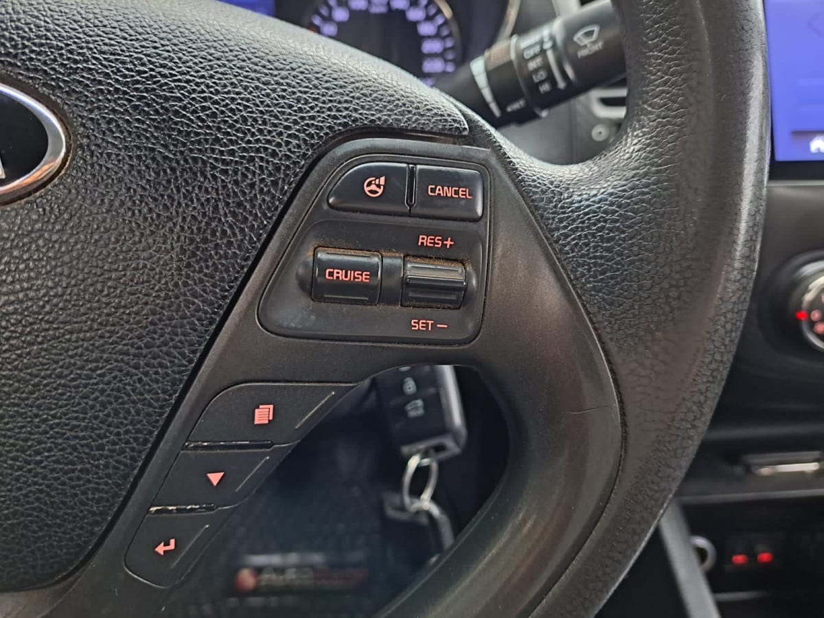 2015 Kia CERATO - Miniatura 10