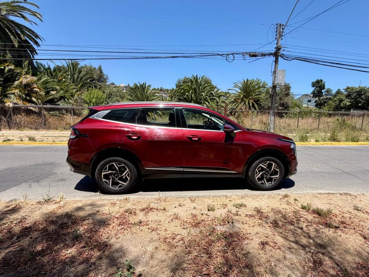 2022 Kia SPORTAGE - Miniatura 2