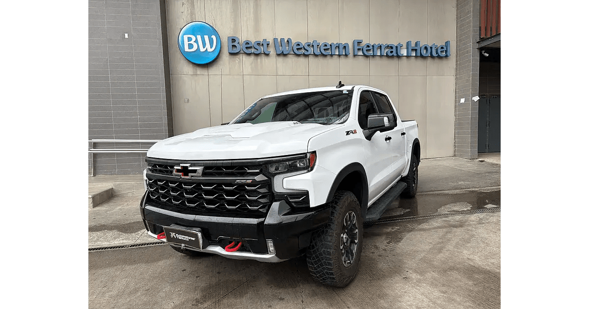 2024 Chevrolet SILVERADO ZR2 Blanco - Imagen 1