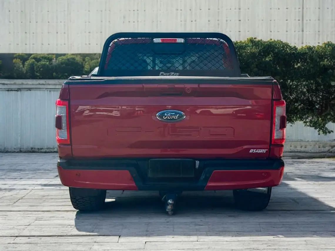 2022 Ford F-150 LARIAT Rojo - Miniatura 8