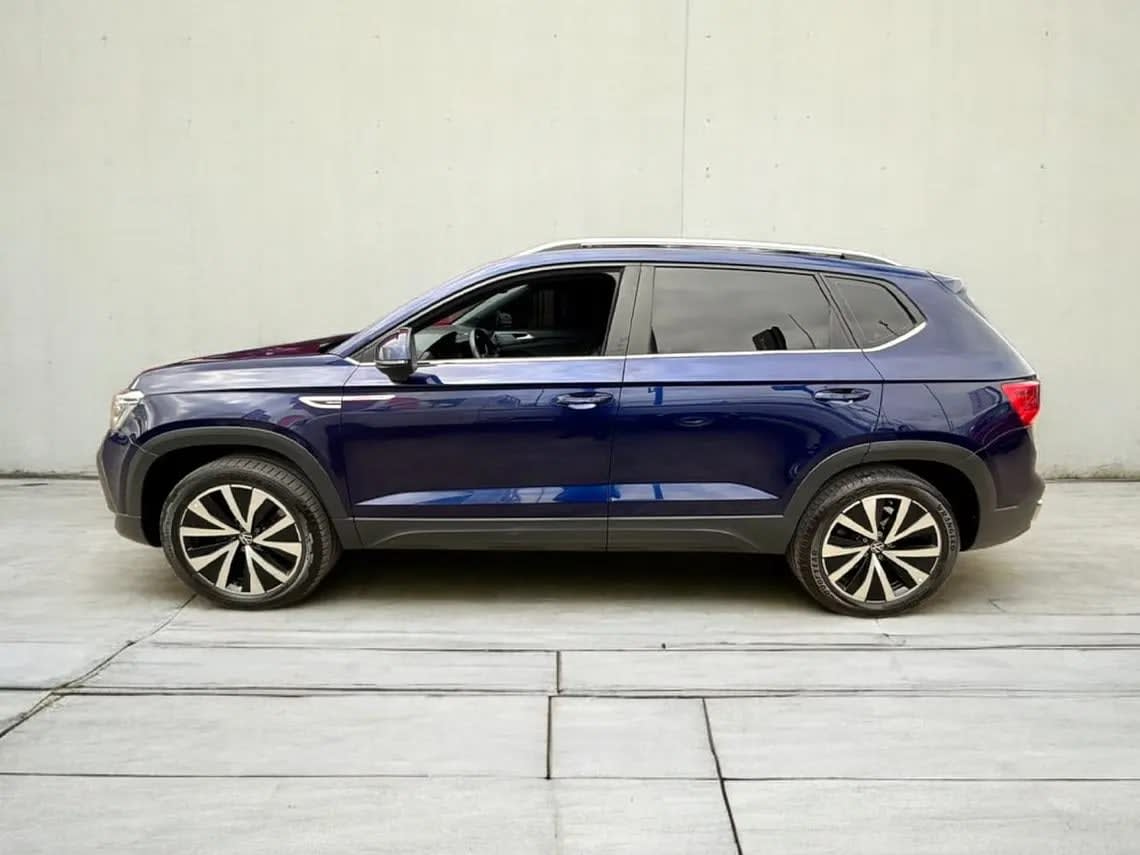 2023 Volkswagen TAOS TSI Azul - Miniatura 7