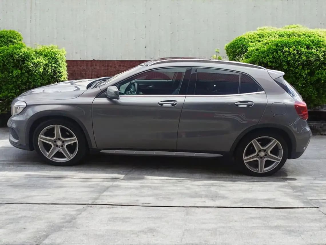 2014 Mercedes-Benz Gla 250 MERCEDES BENZ 2.0 Gris - Miniatura 5