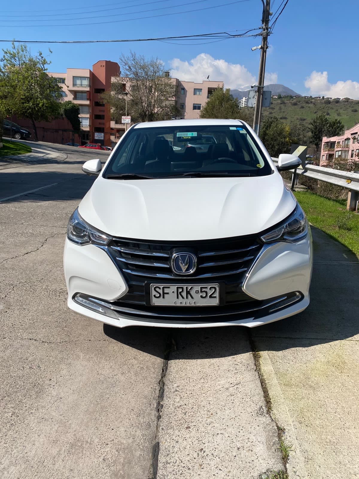 2023 Changan Alsvin Gris - Miniatura 2