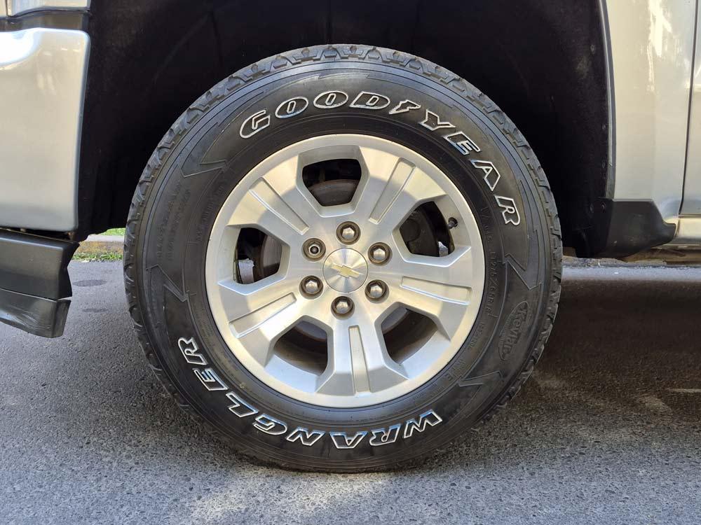2016 Chevrolet Silverado LTZ - Miniatura 4