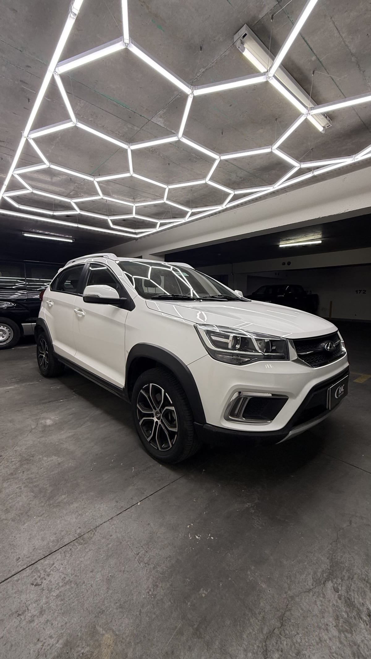 2022 Chery Tiggo 2 Blanco - Miniatura 3