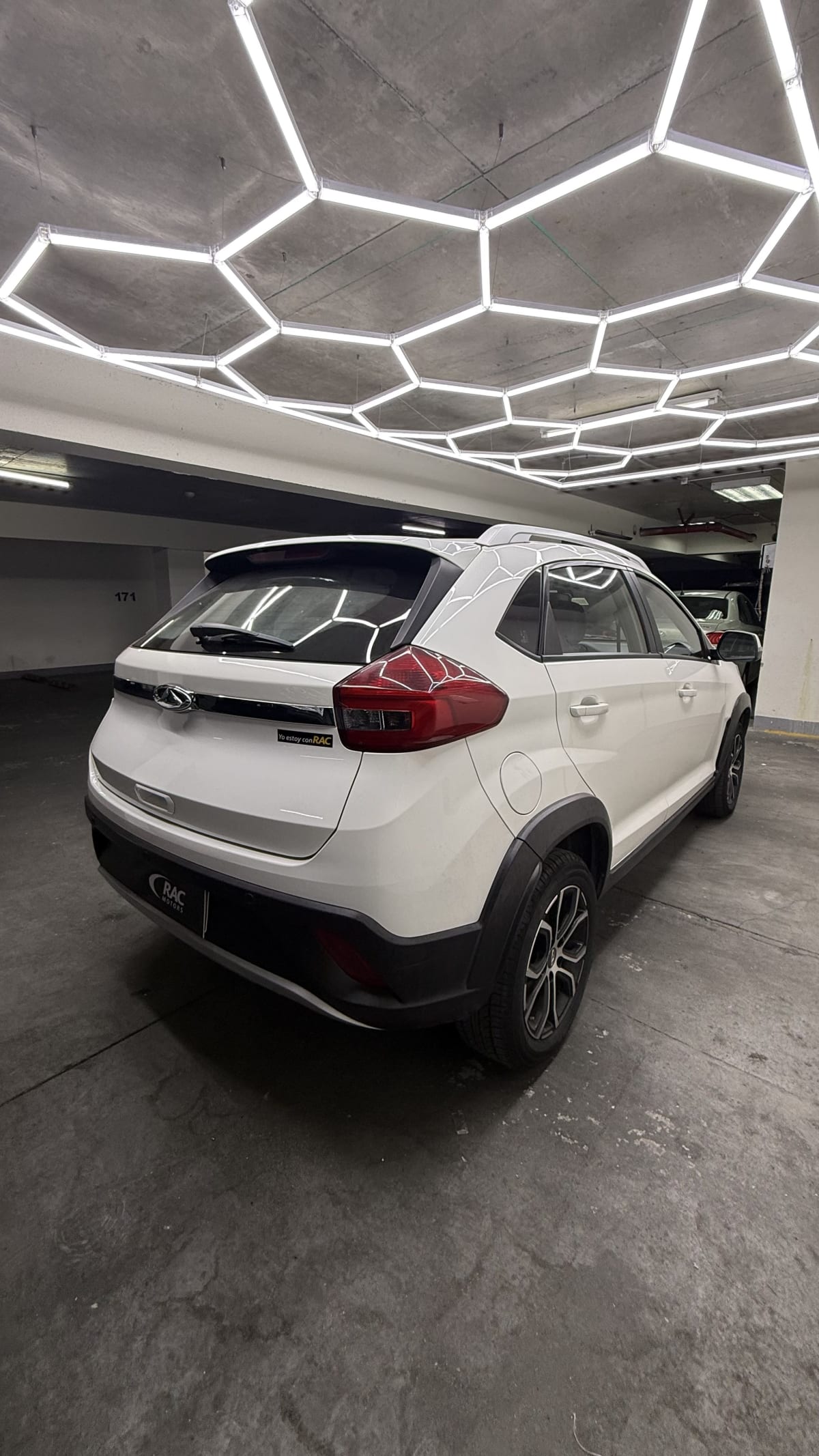 2022 Chery Tiggo 2 Blanco - Miniatura 8